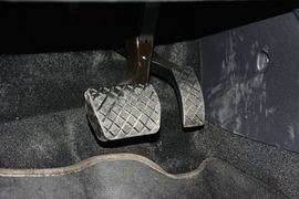 2015款大众高尔夫1.6L自动舒适型