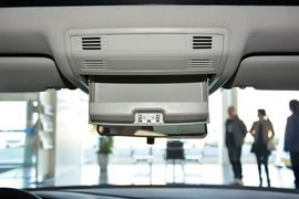 2015款大众高尔夫1.6L自动舒适型