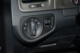 2015款大众高尔夫1.6L自动舒适型