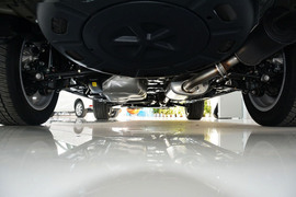 2012款丰田汉兰达2.7L两驱5座运动版