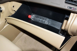 2012款丰田汉兰达2.7L两驱5座运动版