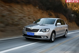 2014款速派1.8TSI自动名仕版试驾组图