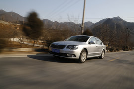 2014款速派1.8TSI自动名仕版试驾组图