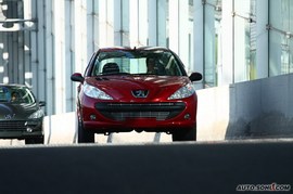 东风标致207两厢广州车展实拍