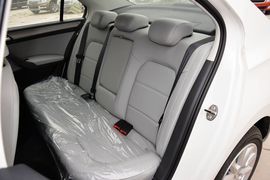 2015款斯柯达昕锐1.6L手动优选型