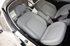2015款斯柯达昕锐1.6L手动优选型
