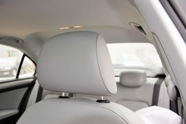 2015款斯柯达昕锐1.6L手动优选型