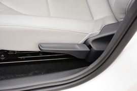 2015款斯柯达昕锐1.6L手动优选型