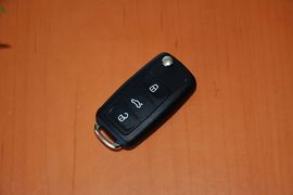 2015款斯柯达昕锐1.6L手动优选型