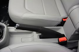 2015款斯柯达昕锐1.6L手动优选型