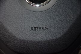 2015款斯柯达昕锐1.6L手动优选型