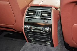 2014款宝马730Li臻享型
