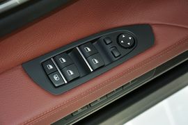 2014款宝马730Li臻享型