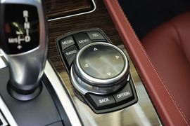 2014款宝马730Li臻享型