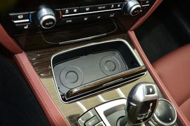 2014款宝马730Li臻享型