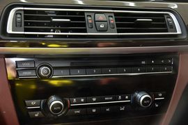 2014款宝马730Li臻享型
