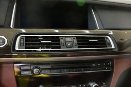 2014款宝马730Li臻享型