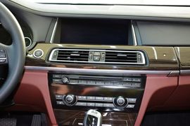 2014款宝马730Li臻享型