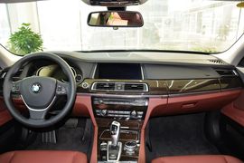 2014款宝马730Li臻享型