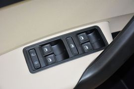 2015款斯柯达昕锐1.6L自动智选型