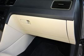 2015款斯柯达昕锐1.6L自动智选型