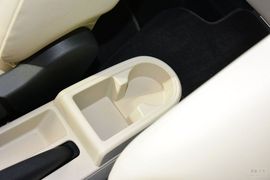 2015款斯柯达昕锐1.6L自动智选型