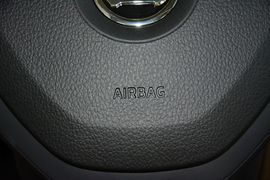 2015款斯柯达昕锐1.6L自动智选型