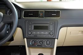 2015款斯柯达昕锐1.6L自动智选型