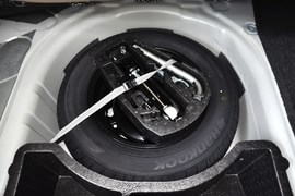 2015款大众捷达1.6L自动时尚型