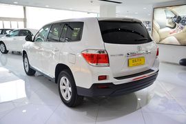 2012款丰田汉兰达2.7L两驱5座精英版