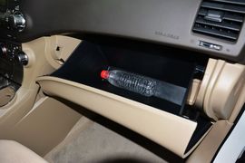 2012款丰田汉兰达2.7L两驱5座精英版