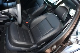 2013款大众朗行1.6L手动舒适型