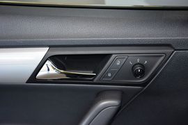 2013款大众朗行1.6L手动舒适型