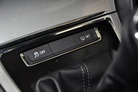 2013款大众朗行1.6L手动舒适型