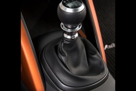 2016款现代飞思Veloster