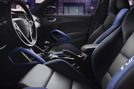 2016款现代飞思Veloster