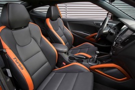 2016款现代飞思Veloster