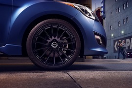 2016款现代飞思Veloster