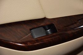 2015款日产贵士3.5L