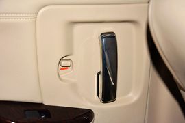 2015款日产贵士3.5L