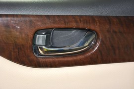 2015款日产贵士3.5L