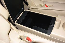 2015款日产贵士3.5L