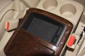 2015款日产贵士3.5L