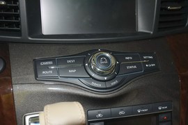 2015款日产贵士3.5L