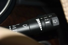 2015款日产贵士3.5L