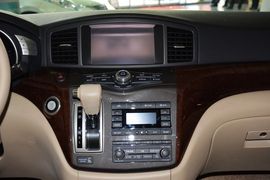 2015款日产贵士3.5L