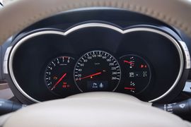 2015款日产贵士3.5L