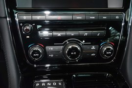2015款捷豹XJL