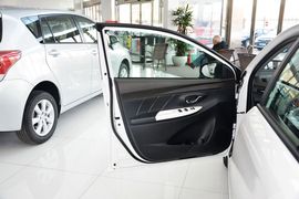 2015款丰田致炫1.5G手动炫动天窗特别版