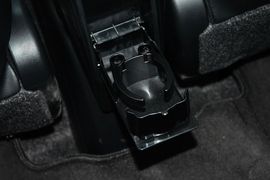 2015款丰田致炫1.5G手动炫动天窗特别版